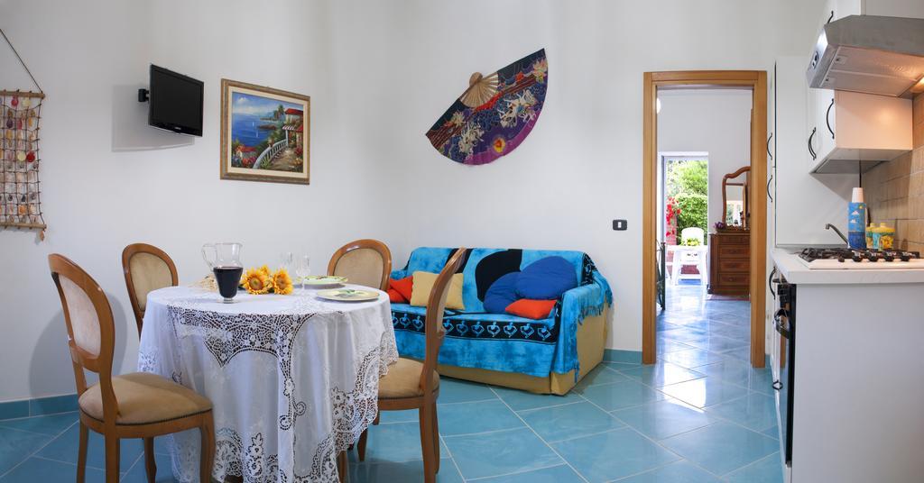 Casa Vacanza Alice & Mari Ascea Ruang foto